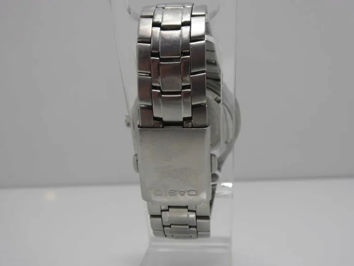 meski-zegarek-casio-efr-s108d-7avuef-edifice-srebrny-na-bransolecie-100m-mechanizm-kwarcowy