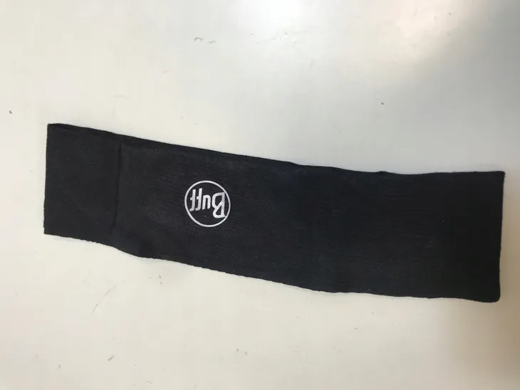 opaska-multifunkcyjna-buff-coolnet-uv-slim-r-solid-black-rozmiar-uniwersalny