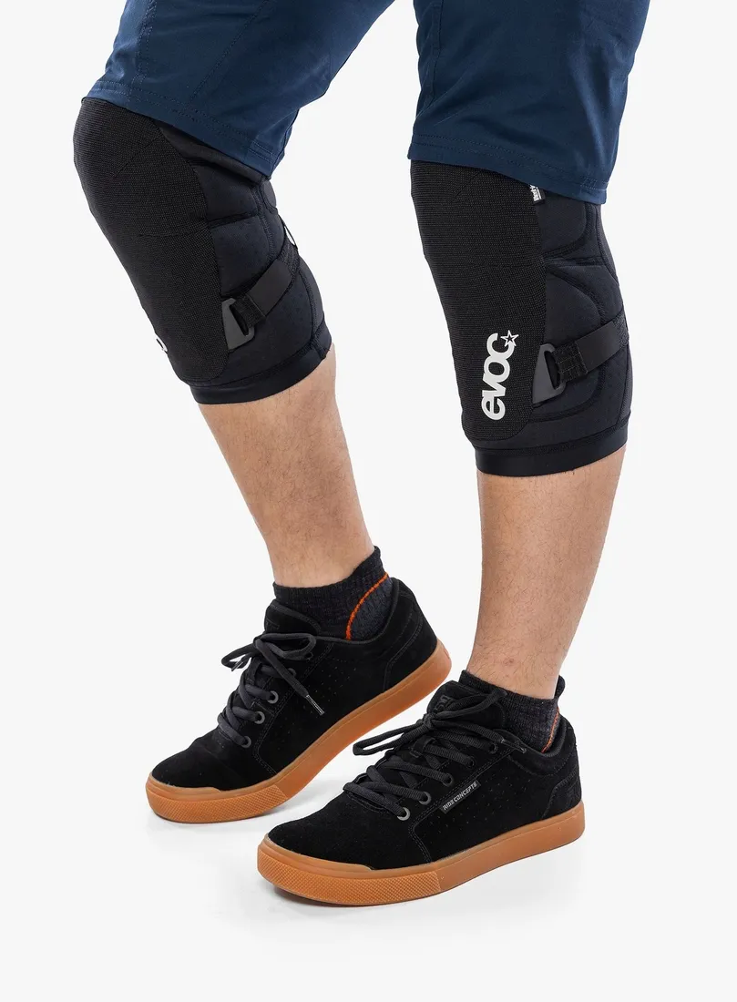 ochraniacze-kolan-enduro-evoc-knee-protector-ls-flex-enduro-black-s-marka-evoc