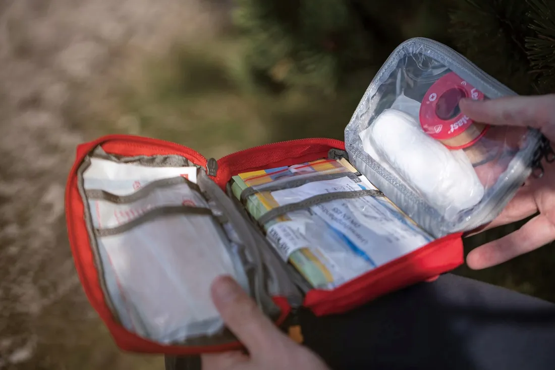 apteczka-tatonka-first-aid-basic-czerwony-marka-tatonka