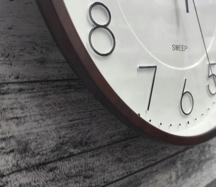 zegar-scienny-jvd-brazowy-305cm-zasilanie-baterie