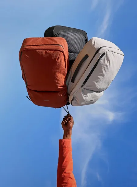 plecak-podrozny-podreczny-bellroy-lite-travel-pack-30-l-clay-kolor-pomaranczowy