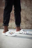 klapki-crocs-crocband-white-43-44-eu-cechy-dodatkowe-oddychajace