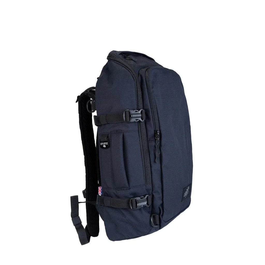 torba-podrozna-cabinzero-adv-pro-32-l-marka-cabinzero