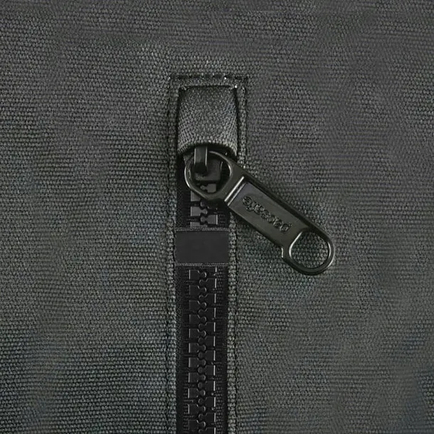 skladana-torba-antykradziezowa-pacsafe-cx-convertible-3-5-l-econyl-black-wzor-dominujacy-bez-wzoru