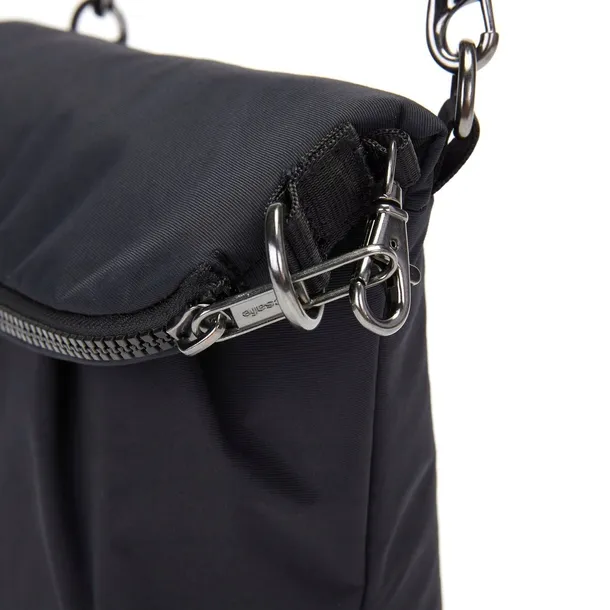 skladana-torba-antykradziezowa-pacsafe-cx-convertible-3-5-l-econyl-black-dlugosc-paska-75-cm