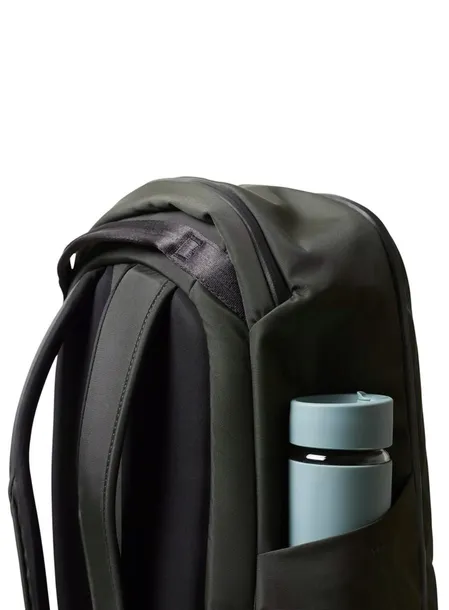 plecak-miejski-bellroy-transit-workpack-26-olive-zapiecie-zamek
