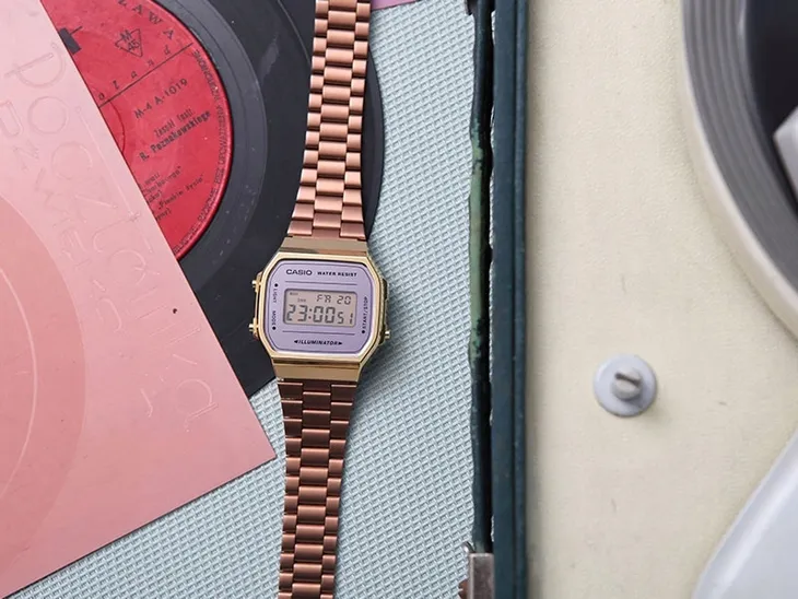 damski-zegarek-casio-a700wemg-9aef-retro-vintage-rodzaj-paska-bransoleta