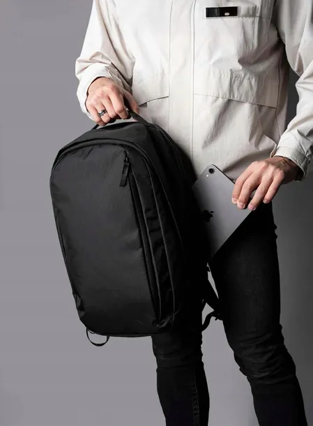 plecak-miejski-alpaka-metro-backpack-pro-x-pac-black-glebokosc-krotszy-bok-20-cm