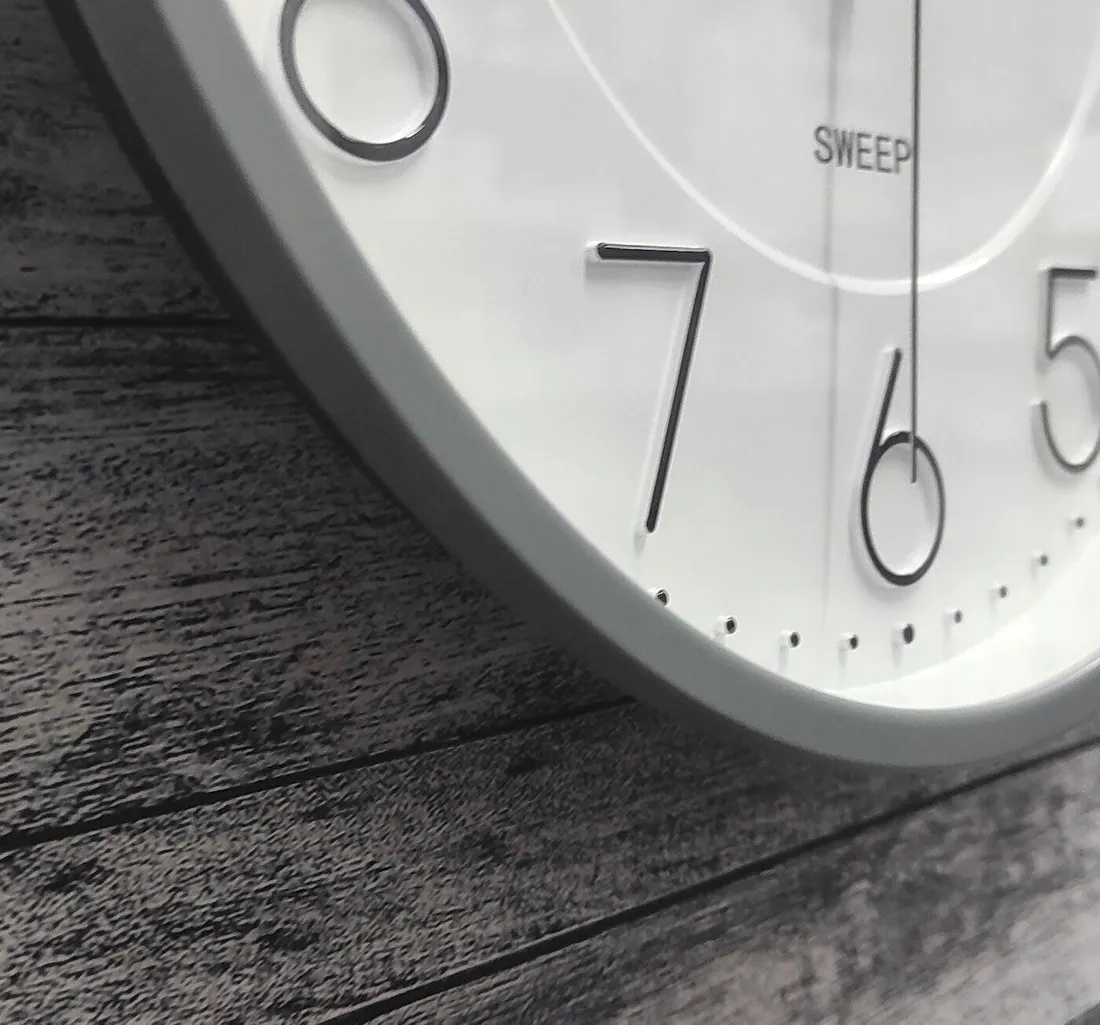 zegar-scienny-jvd-srebrny-305cm