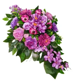 stroik-na-cmentarz-kompozycja-na-pomnik-kwiaty-na-grob