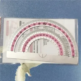zestaw-geometryczny-z-linijka-olowkiem-wkladem-cyrkla-i-gumka
