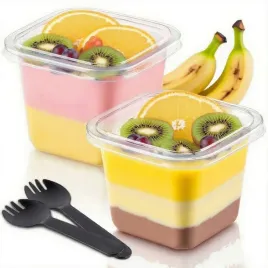 kubki-deserowe-z-pokrywkami-i-lyzeczkami-360-ml-50-sztuk