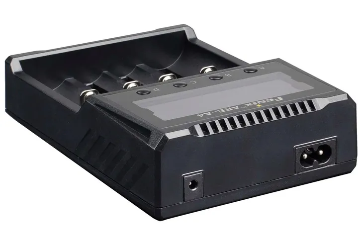 fenix-ladowarka-sieciowa-do-ogniw-are-a4-model-are-a4