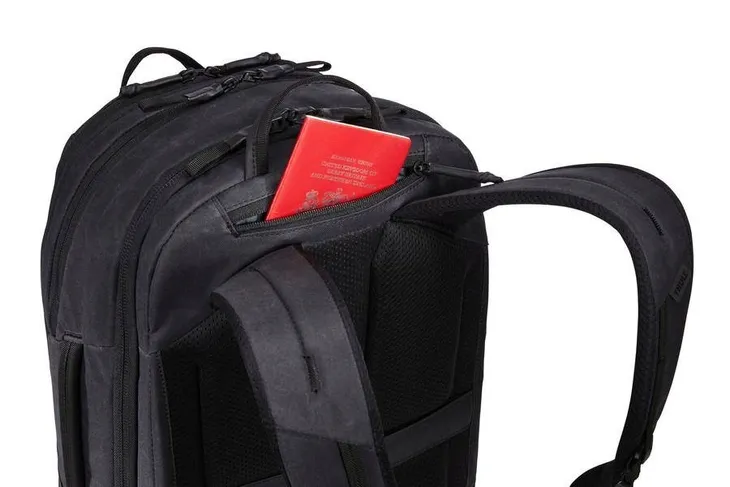 plecak-podrozny-thule-aion-travel-backpack-28l-black-liczba-komor-1