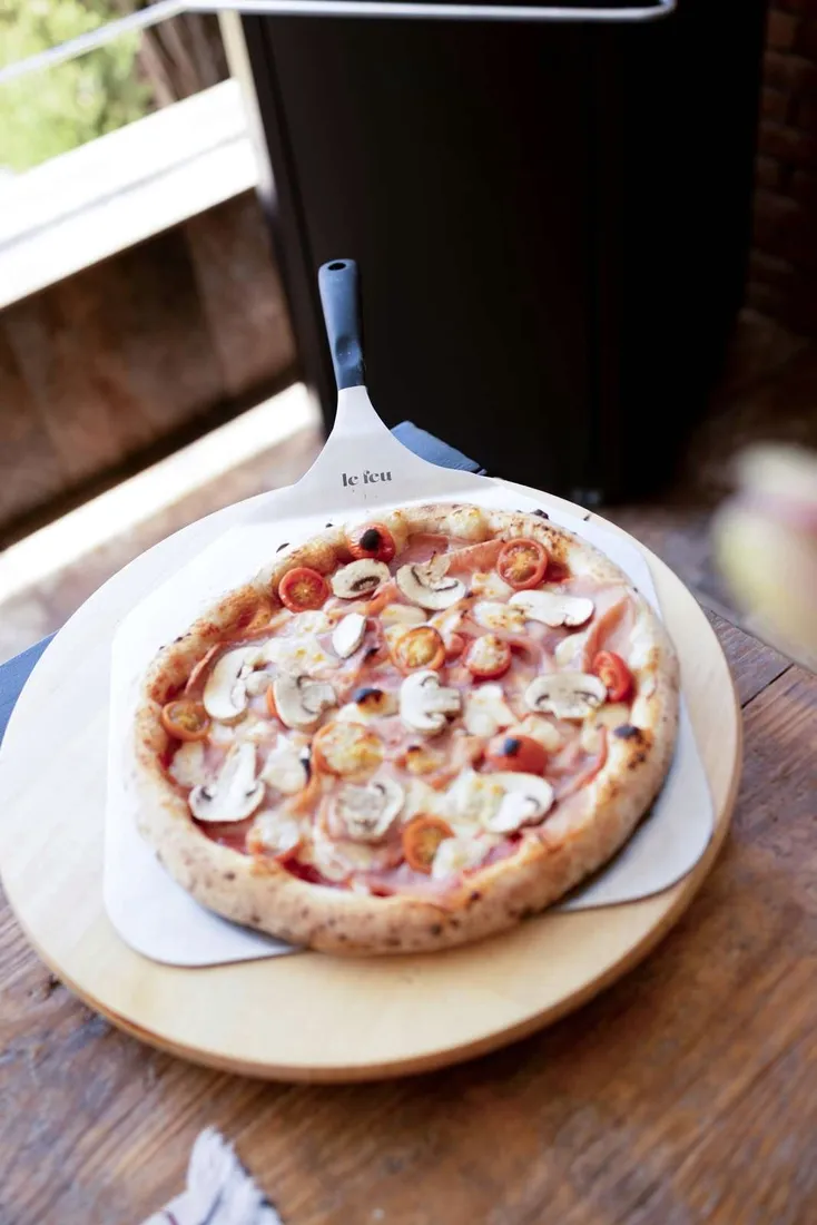 lopatka-do-pizzy-le-feu-pizza-peel