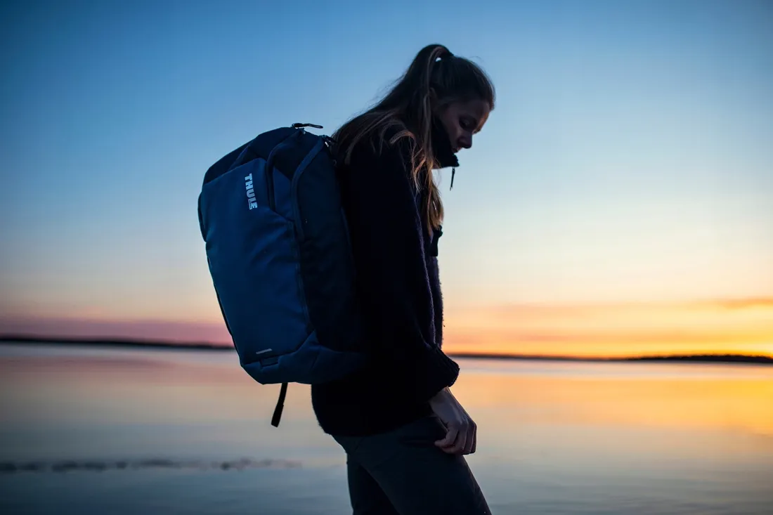 plecak-thule-chasm-backpack-26l-20-40-l-czarny