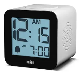 bialy-mowiacy-podswietlany-budzik-elektroniczny-braun-bc25wp-alarm-drzemka