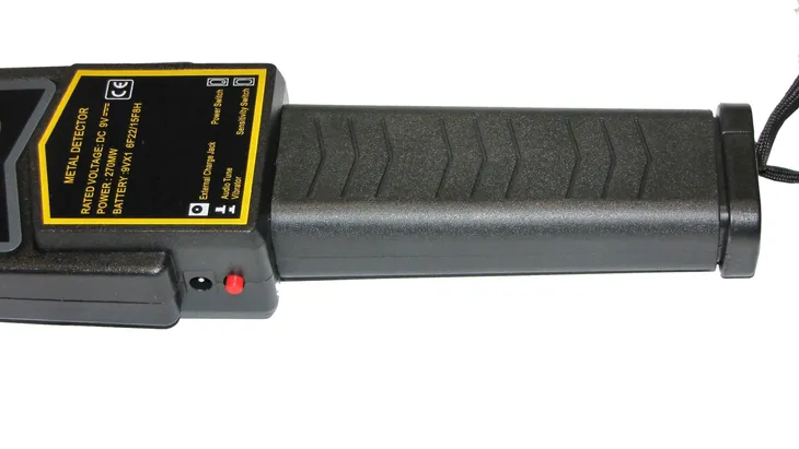 reczny-wykrywacz-metalu-md-3003b1-scanner-model-1001179