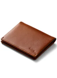 bellroy-etui-na-karty-skora-naturalna-brazowy-mezczyzna