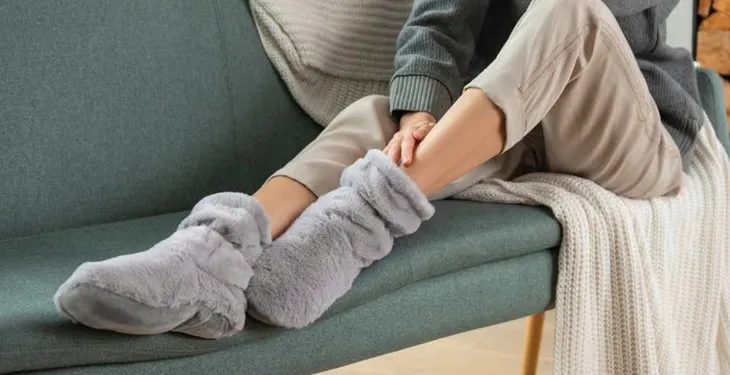 kompres-zelowy-fashy-model-kapcie