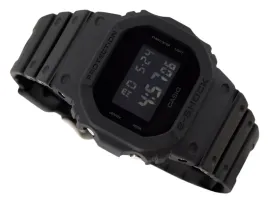 sportowy-zegarek-meski-casio-g-shock-dw-5600ubb-1er-czarna-kostka-led-wr200