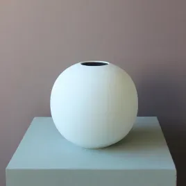 wazon-ceramiczny-kulisty-20cm-bialy-skandynawski