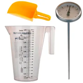 zestaw-rolnika-kubek-2l-termometr-3w1-szufelka-2kg