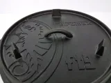 garnek-zeliwny-z-plaskim-dnem-petromax-dutch-oven-ft9-t-black-waga-z-opakowaniem-10-05-kg