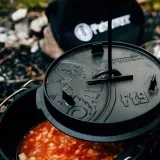 garnek-zeliwny-z-plaskim-dnem-petromax-dutch-oven-ft9-t-black-pojemnosc-9-l-kod-producenta-1644070