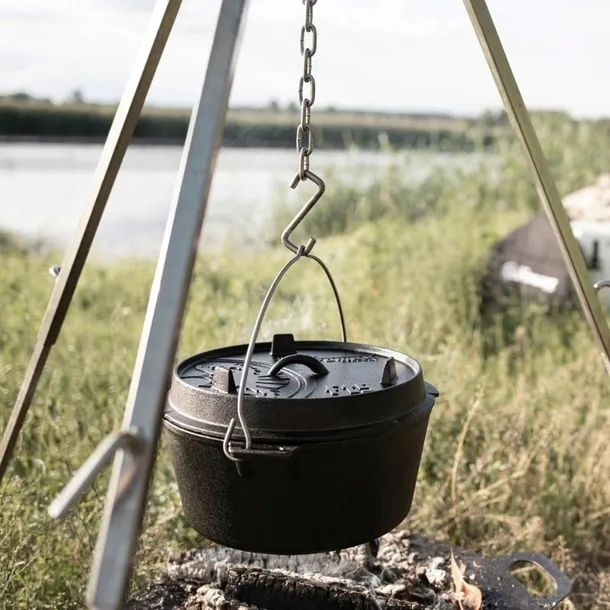garnek-zeliwny-z-plaskim-dnem-petromax-dutch-oven-ft9-t-black-waga-z-opakowaniem-10-05-kg-rodzaj-stojacy