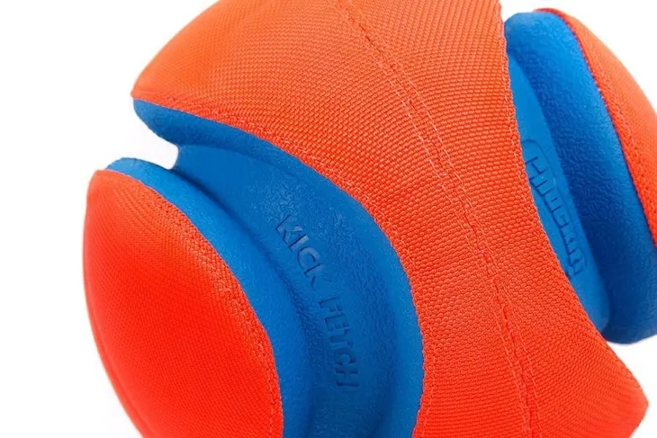 pilka-dla-psa-chuckit-18468-waga-z-opakowaniem-1-kg-waga-150-g