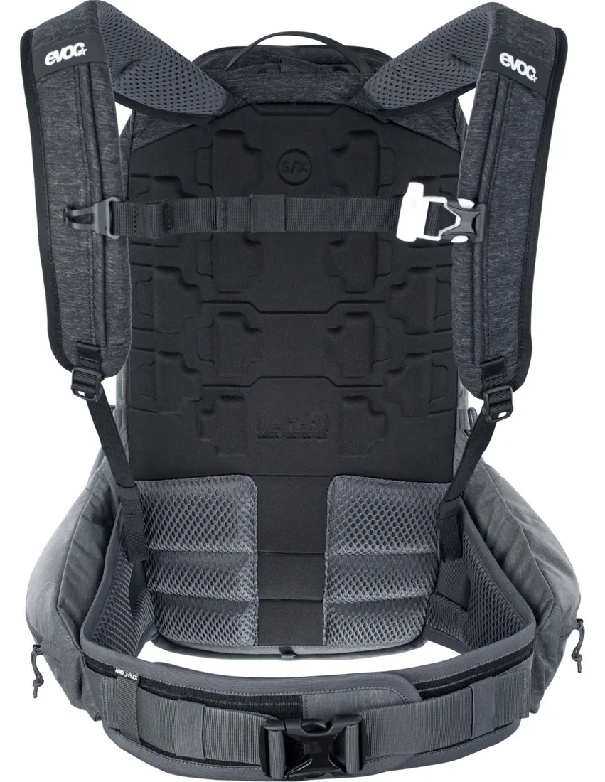 plecak-mtb-evoc-trail-pro-26-black-carbon-grey-s-m-marka-evoc