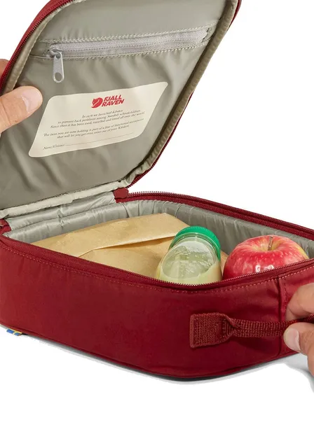 torba-sniadaniowka-lunchbox-fjallraven-kanken-mini-cooler-warm-yellow-wysokosc-produktu-26-cm