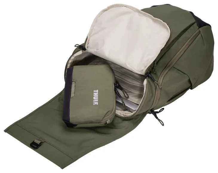 torba-saszetka-na-ramie-thule-paramount-shoulder-bag-2-l-soft-green-rodzaje-kieszonek-miejsce-na-dowod-rejestracyjny