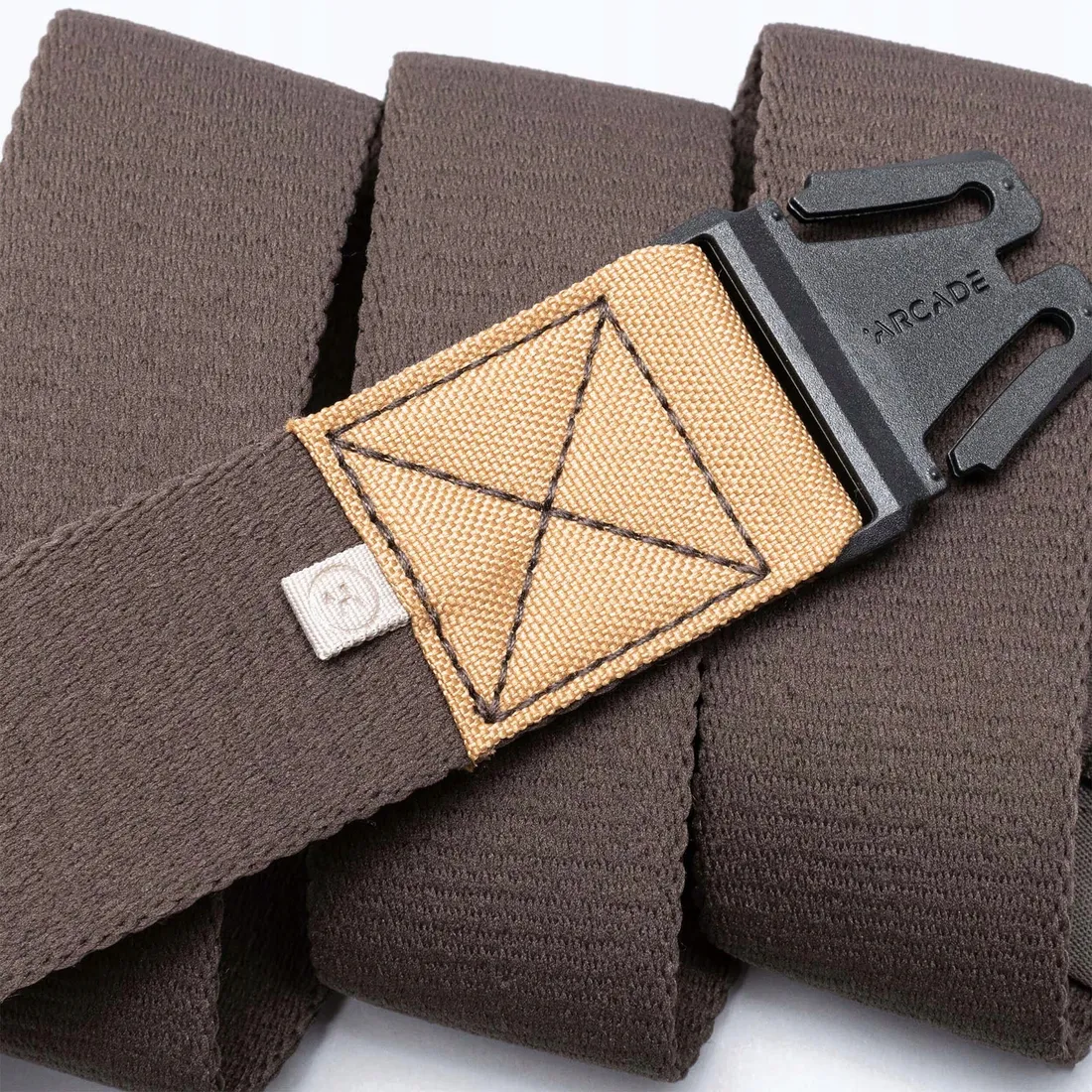 arcade-pasek-brazowy-kobieta-marka-arcade