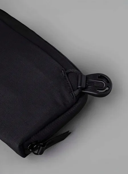 organizer-ma-elektronike-alpaka-flight-pouch-black-styl-miejski