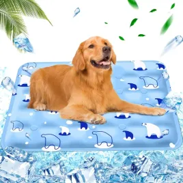 mata-chlodzaca-dla-psa-z-wtryskiem-wody-60x90-cm-jasnoniebieska