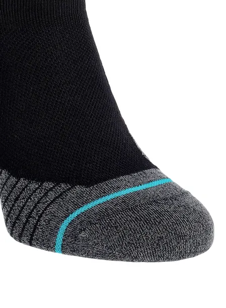skarpety-stance-run-light-3-pack-black-38-42-wlasciwosci-brak