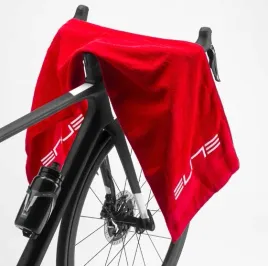 recznik-szybkoschnacy-elite-zugaman-czerwony