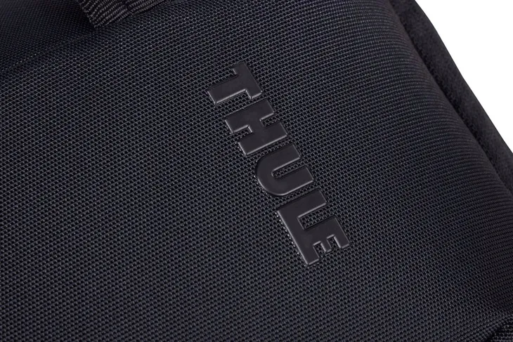 torba-na-ramie-thule-subterra-2-crossbody-bag-5-l-black-glebokosc-krotszy-bok-16-cm