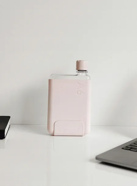eko-butelka-na-wode-na-prezent-memobottle-original-a6-375-ml-pale-coral-wysokosc-19-cm
