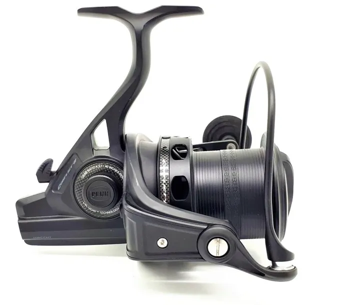 kolowrotek-spinningowy-penn-conflict-ii-long-cast-black-8000-przelozenie-4-2-1