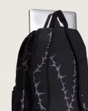 plecak-mlodziezowy-vans-old-skool-backpack-faded-black-wzor-dominujacy-logo