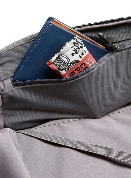 bellroy-plecak-miejski-czarny-wielkosc-duza-mieszczaca-a4