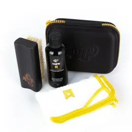 zestaw-pielegnacyjny-do-czyszczenia-butow-podrozny-crep-protect-cure-travel