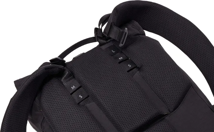 plecak-rowerowy-miejski-thule-paramount-bike-commute-backpack-black-marka-thule-wielkosc-matrycy-16