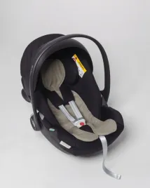 piapimo-wkladka-antypotowa-z-lnem-do-fotelika-0-13-kg-oliwkowy