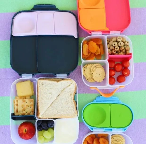 b-box-mini-lunchbox-z-uchwytem-do-przenoszenia-strawberry-wysokosc-produktu-6-7-cm