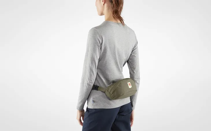 torba-biodrowa-fjallraven-ulvo-hip-pack-medium-black-material-dominujacy-syntetyk